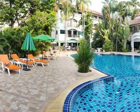 Oasis Rentals, Diana Estate, パッタヤー エクステリア 写真
